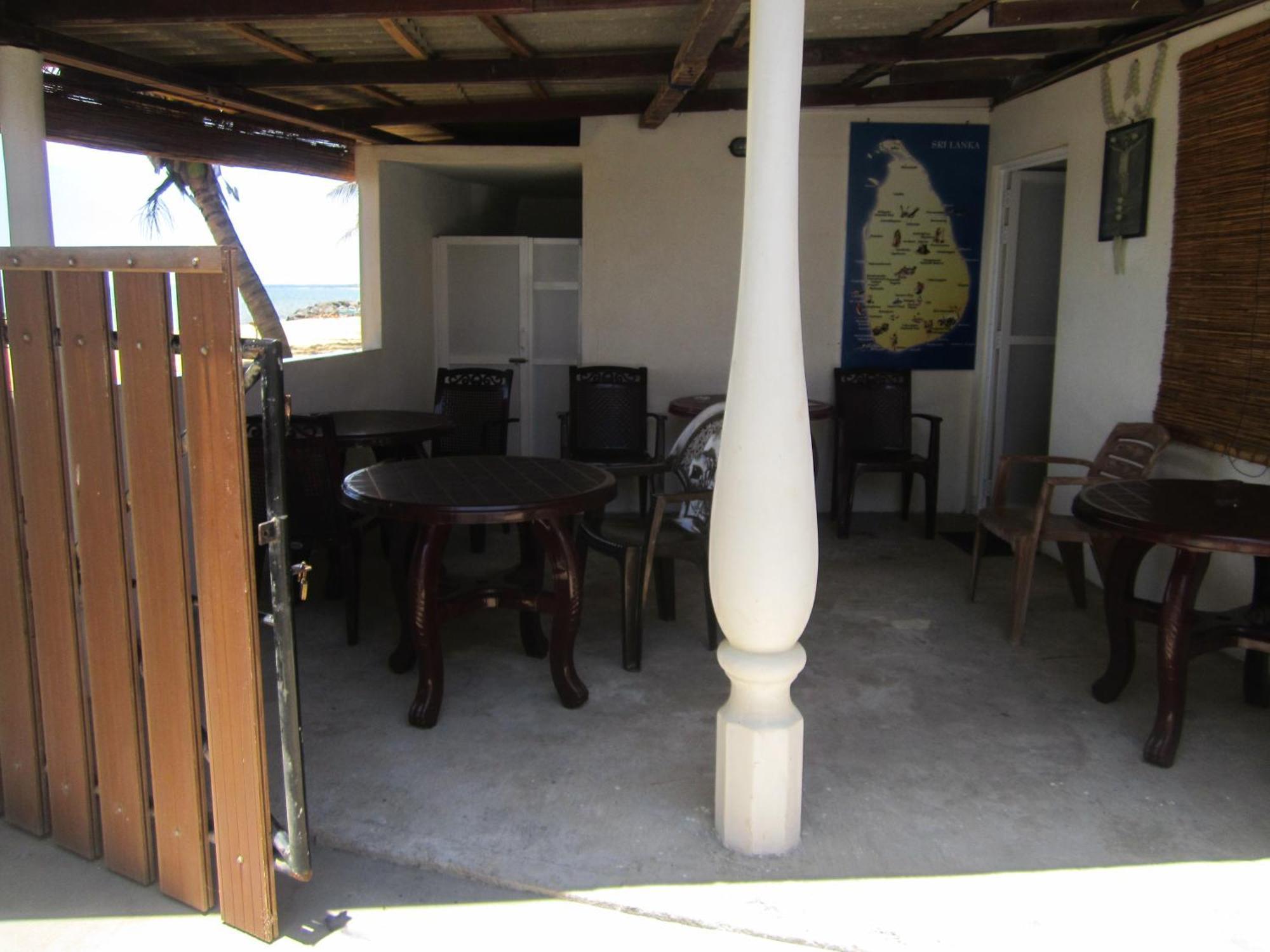 Anicia Beach House Негомбо Экстерьер фото