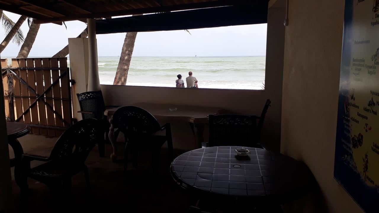 Anicia Beach House Негомбо Экстерьер фото
