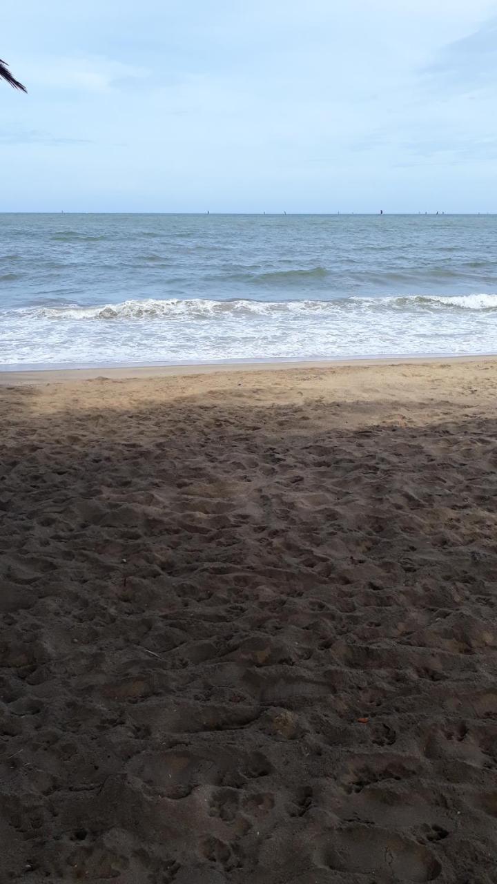 Anicia Beach House Негомбо Экстерьер фото