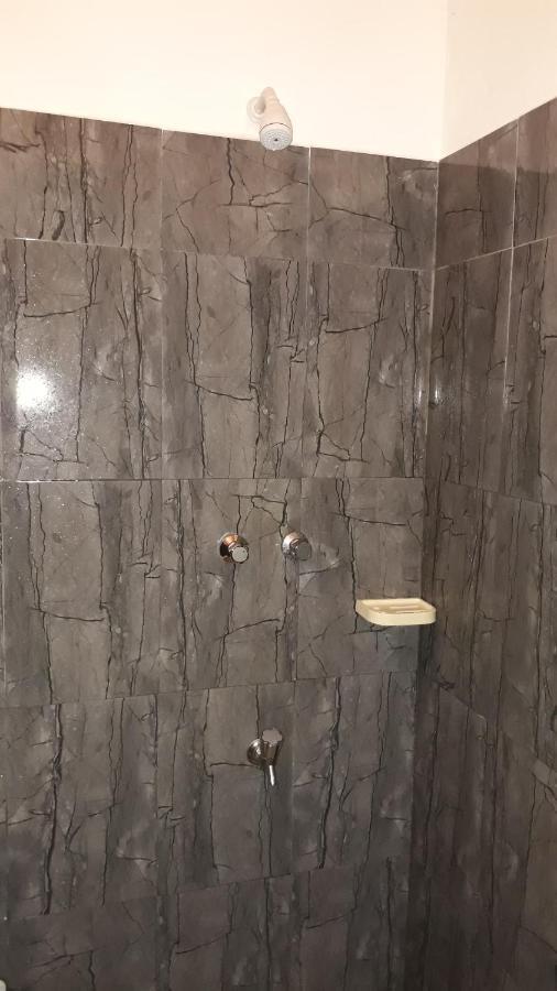 Anicia Beach House Негомбо Экстерьер фото