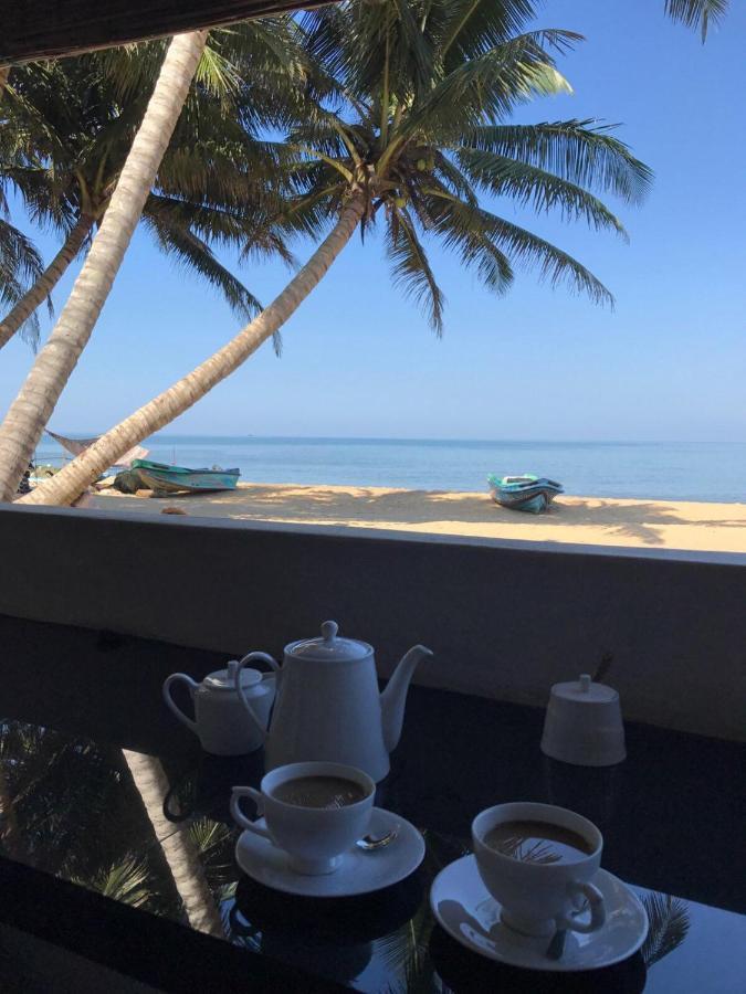 Anicia Beach House Негомбо Экстерьер фото